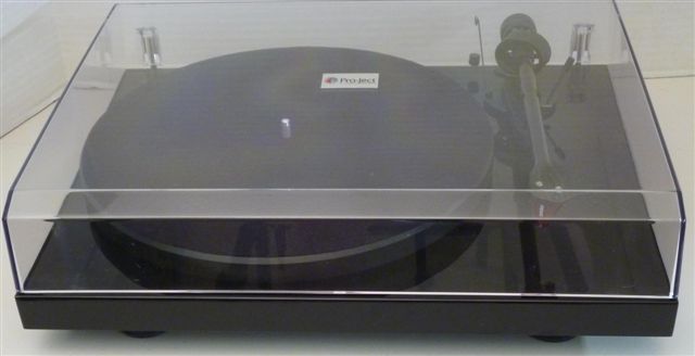 Pro-ject Carbon Debut Turntable
